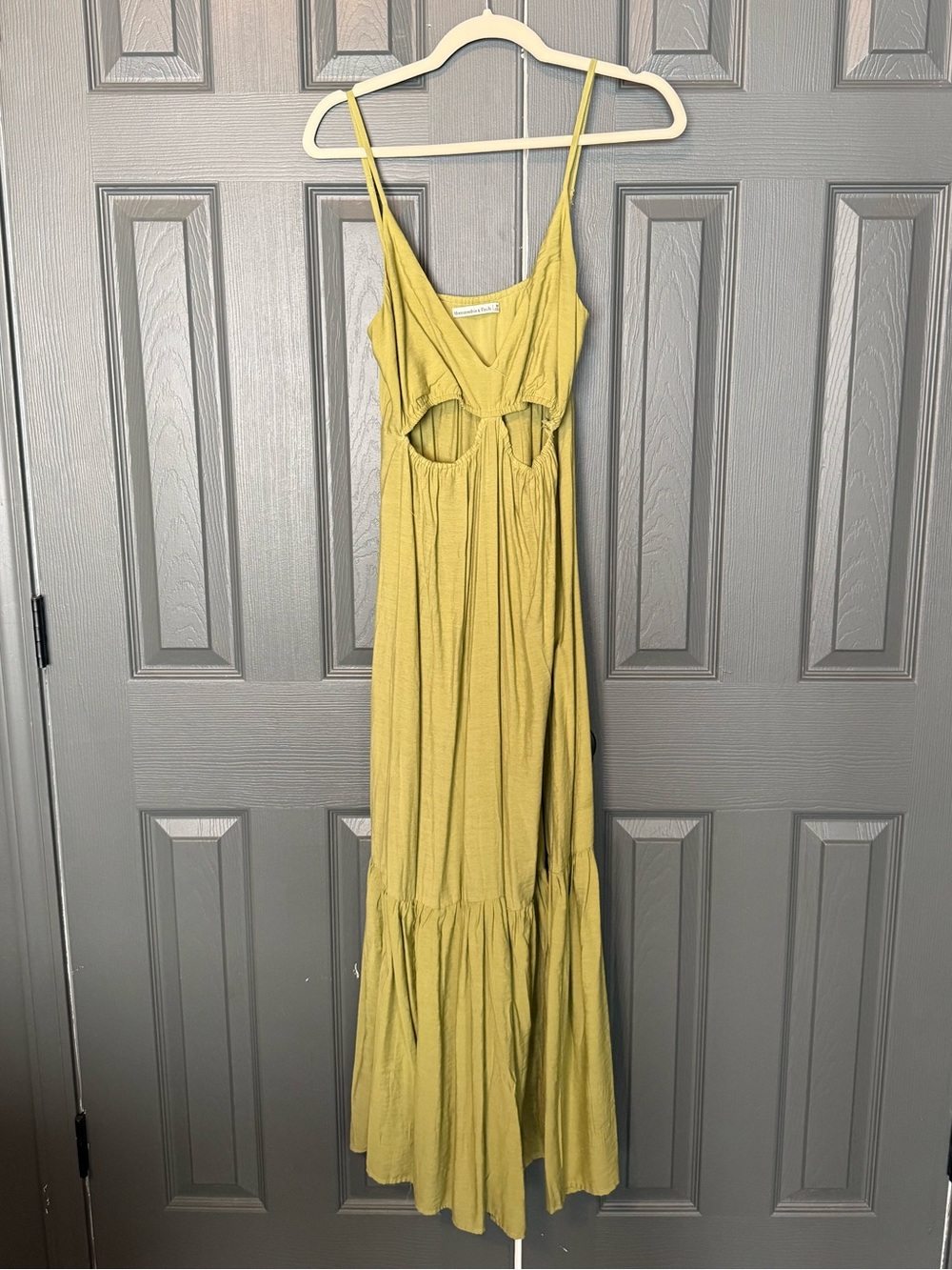 Abercrombie & Fitch Olive Cutout Spaghetti-Strap Maxi Dress